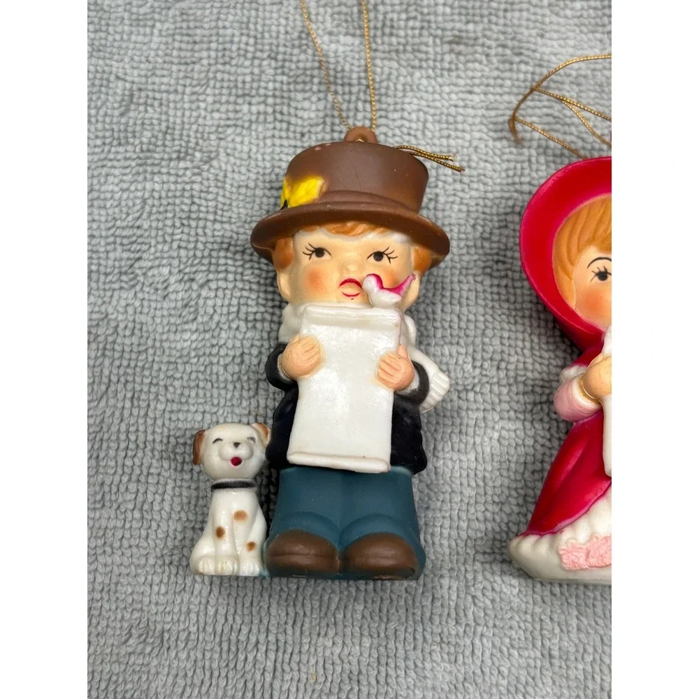 Vintage Christmas Carolers Ornaments Set of‎ 3 Boy Girl Dogs Cat Retro Kitsch